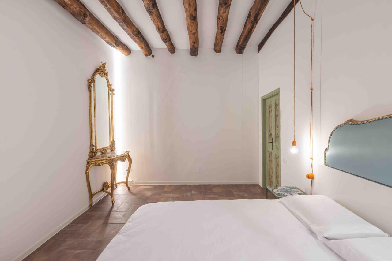Calderai 82 Suites 1 E 2 Palermo Exteriör bild