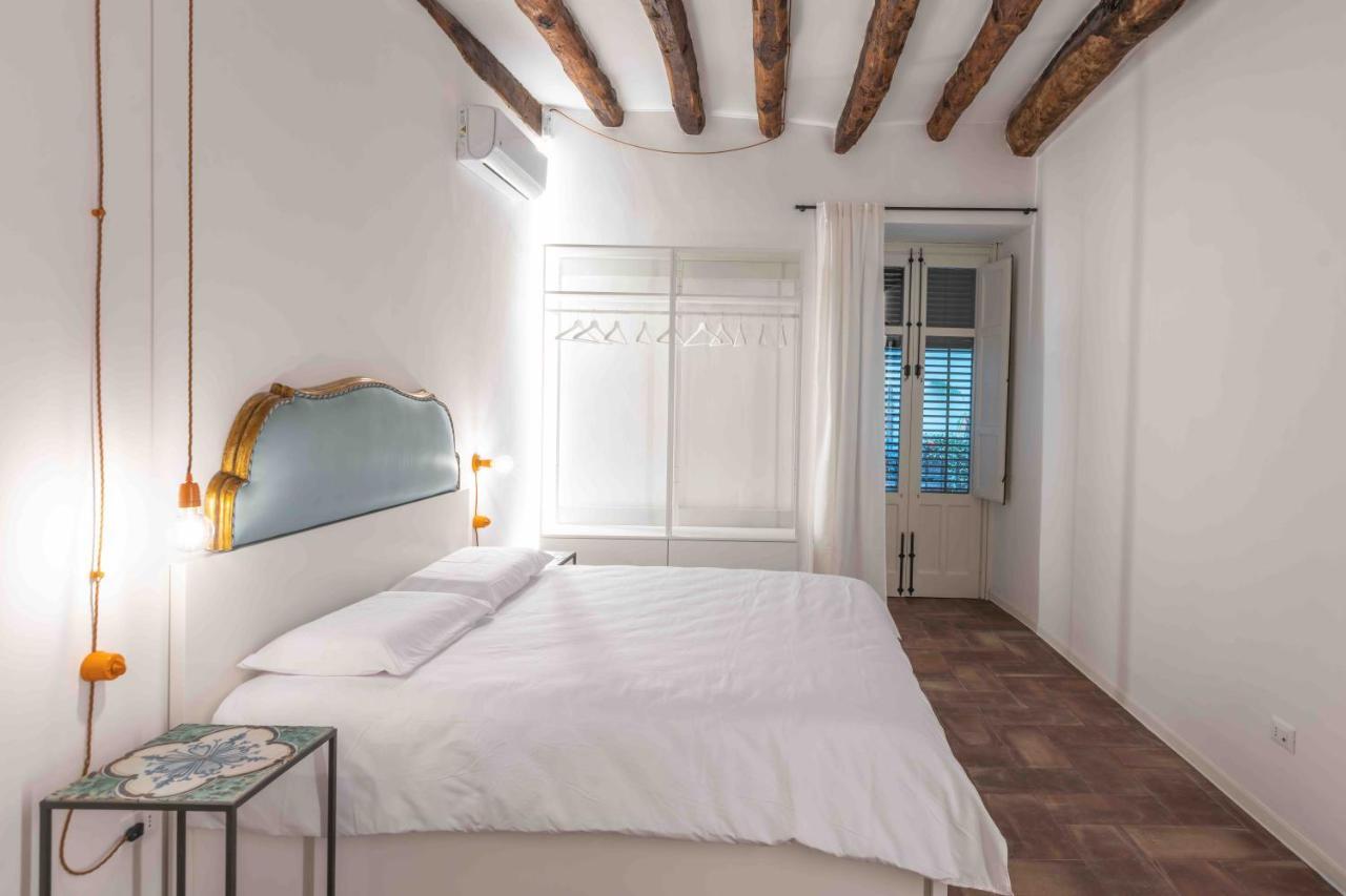 Calderai 82 Suites 1 E 2 Palermo Exteriör bild